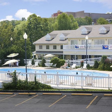 Honeysuckle Inn & Conference Center Branson Exterior photo